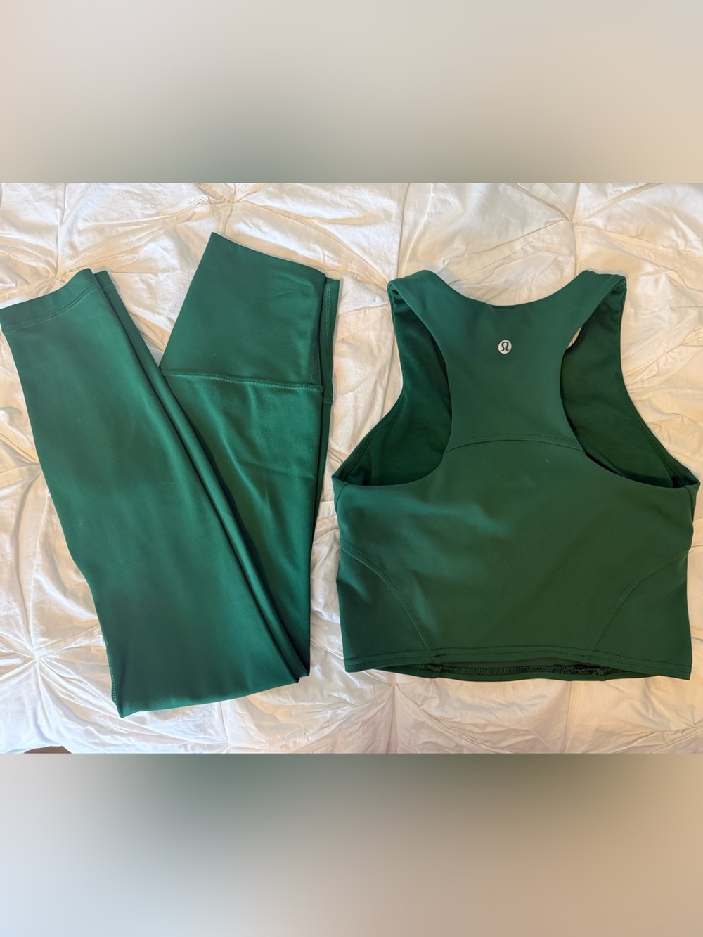 lululemon athletica Deep Green Cropped Athletic Tank and Leggings Set - Picture 2 of 4